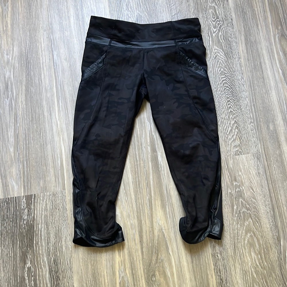 Lululemon Running Crops
